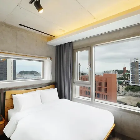Cornerstone Hotel Seogwipo Exterior photo