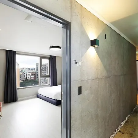 Cornerstone Hotel Seogwipo Exterior photo